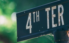 如何成为一名优秀的贷款中介，全方位解析与实践指南