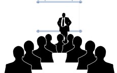 贷款收服务费合法与否的深度剖析