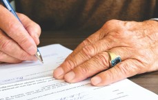 离婚后房贷贷款人变更全攻略，流程、要点与注意事项