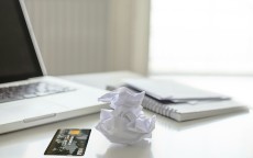 信用卡究竟是不是贷款？深度解析信用卡与贷款的异同